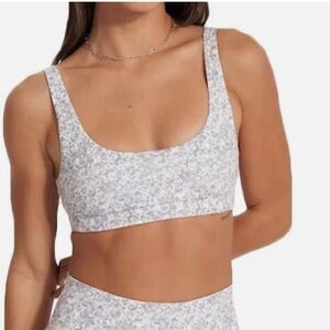 Vuori Daily Bra In Light Mini Camo